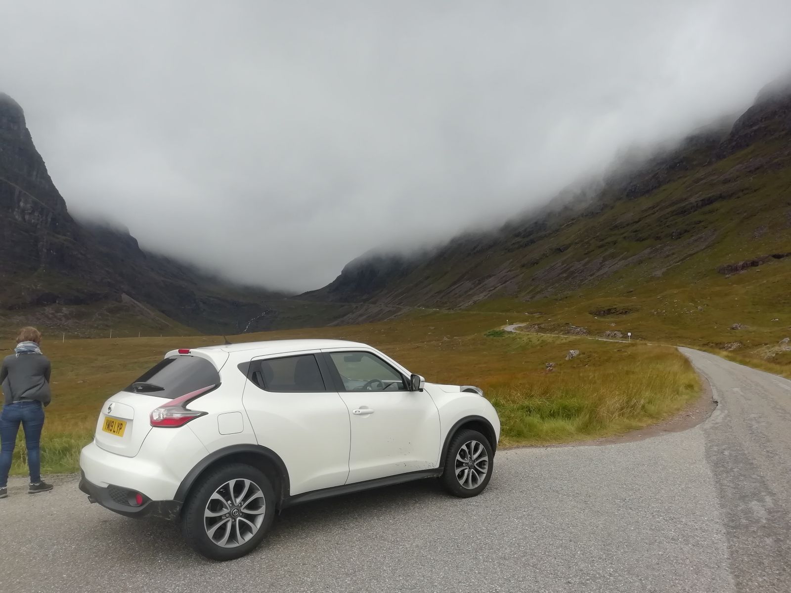 Schottland mit dem SUV: Theresa von Reisekröten auf dem Bergpass Bealach na Ba