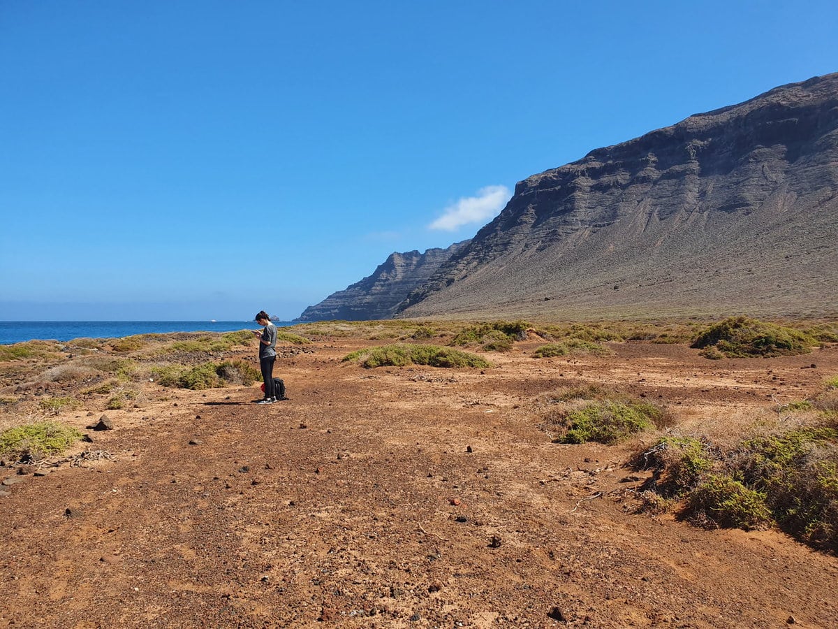 Steilküste des Famara-Massivs auf der Wanderung Camino de Guatifay zum Playa del Risco