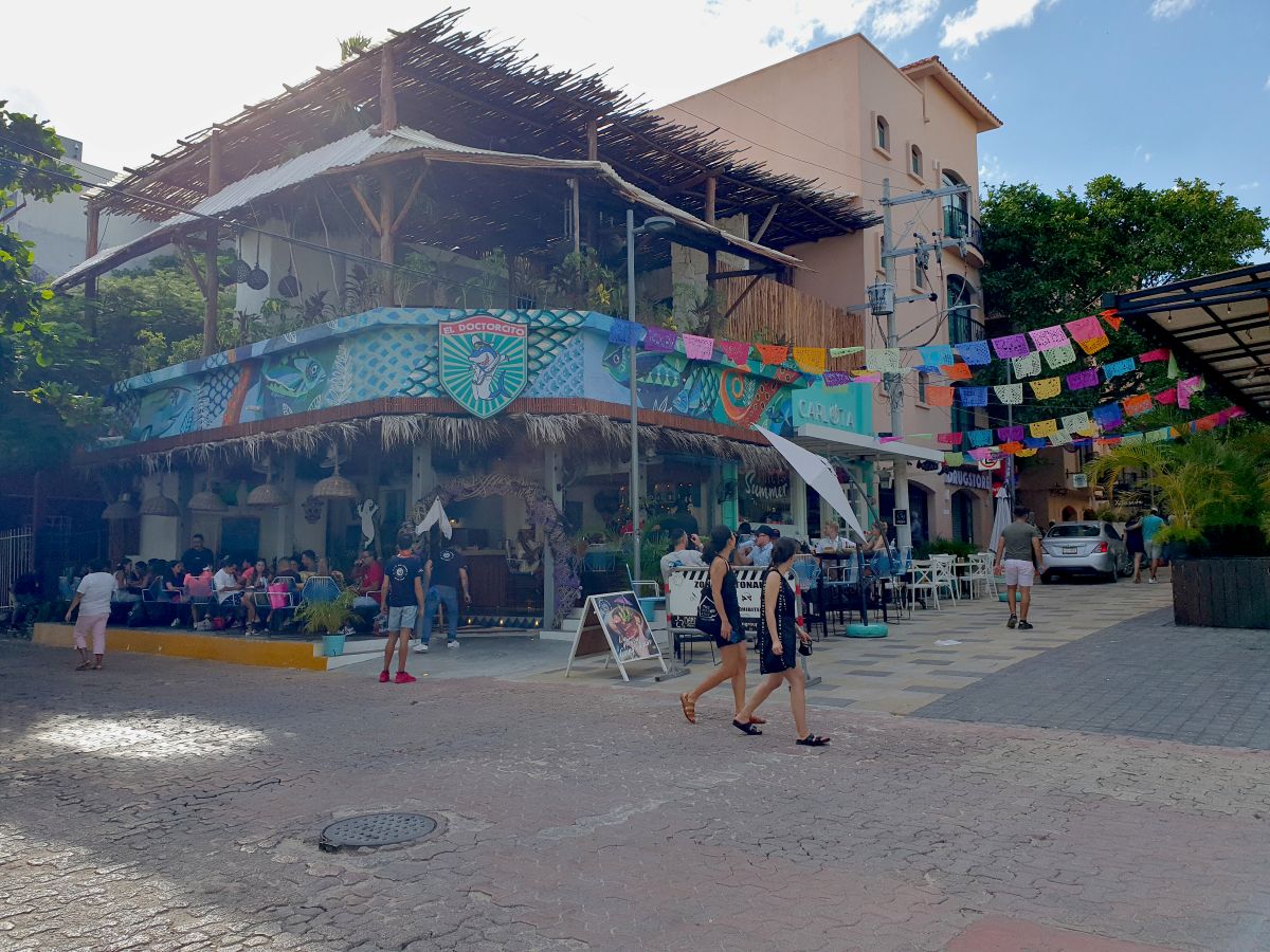 Eine Bar in Playa del Carmen