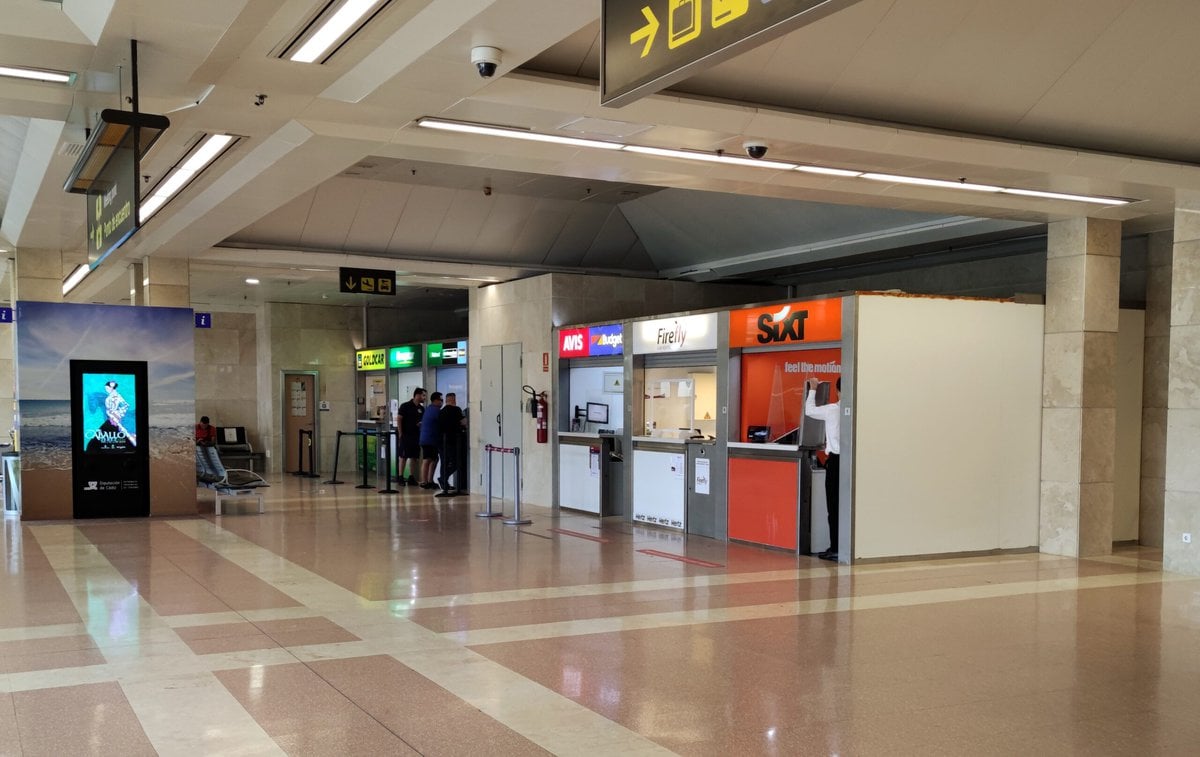 Flughafen Jerez Schalter Mietwagenfirmen