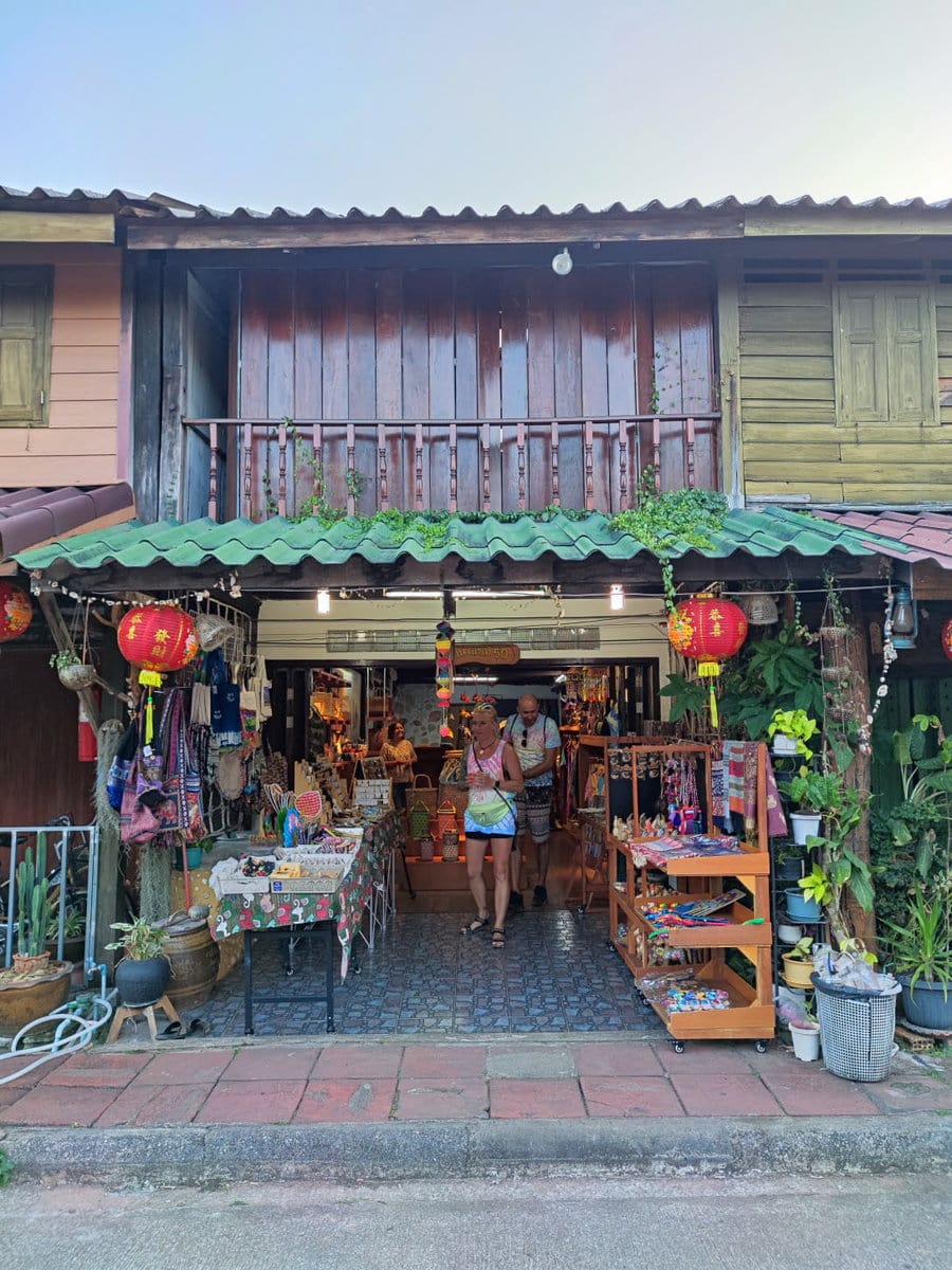Kunsthandwerkladen in Koh Lanta Old Town