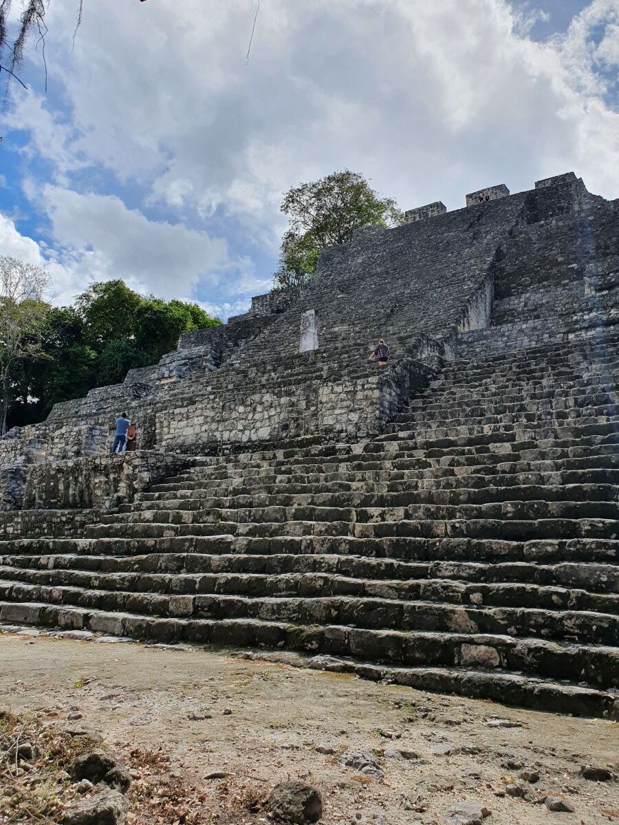 Pyramidenstruktur in Calakmul, Mexiko