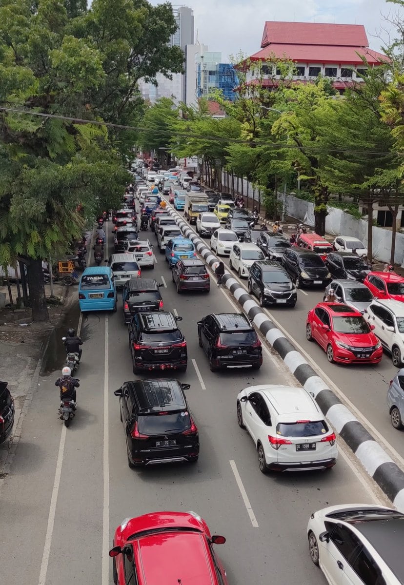 Selbst Autofahren in Makassar, Stau in der Innenstadt