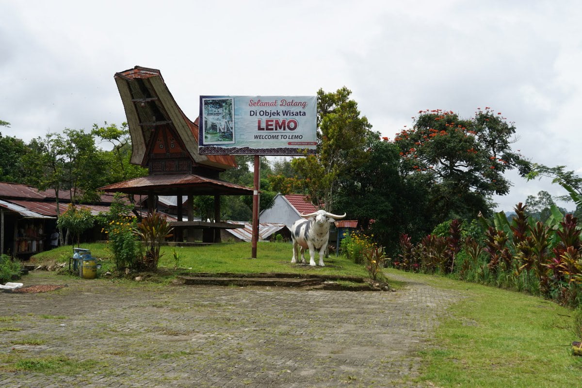 Grabstätten von Lemo in Toraja