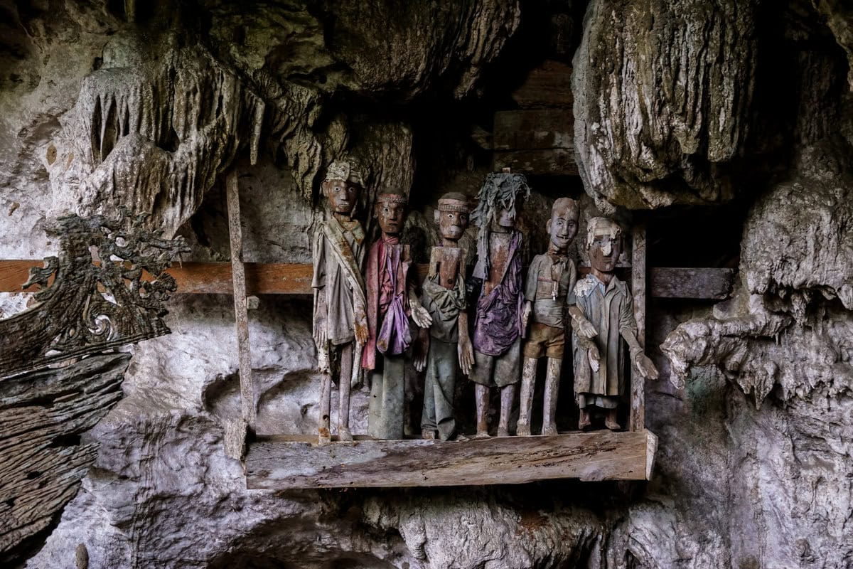 Tao Tao Figuren in Toraja auf Sulawesi