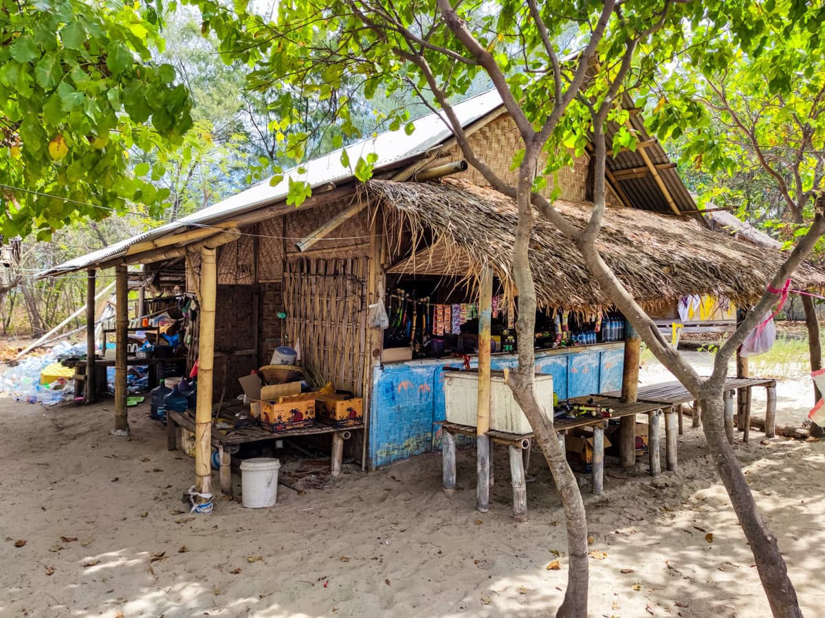 Kiosk auf Gili Kondo vor Lombok