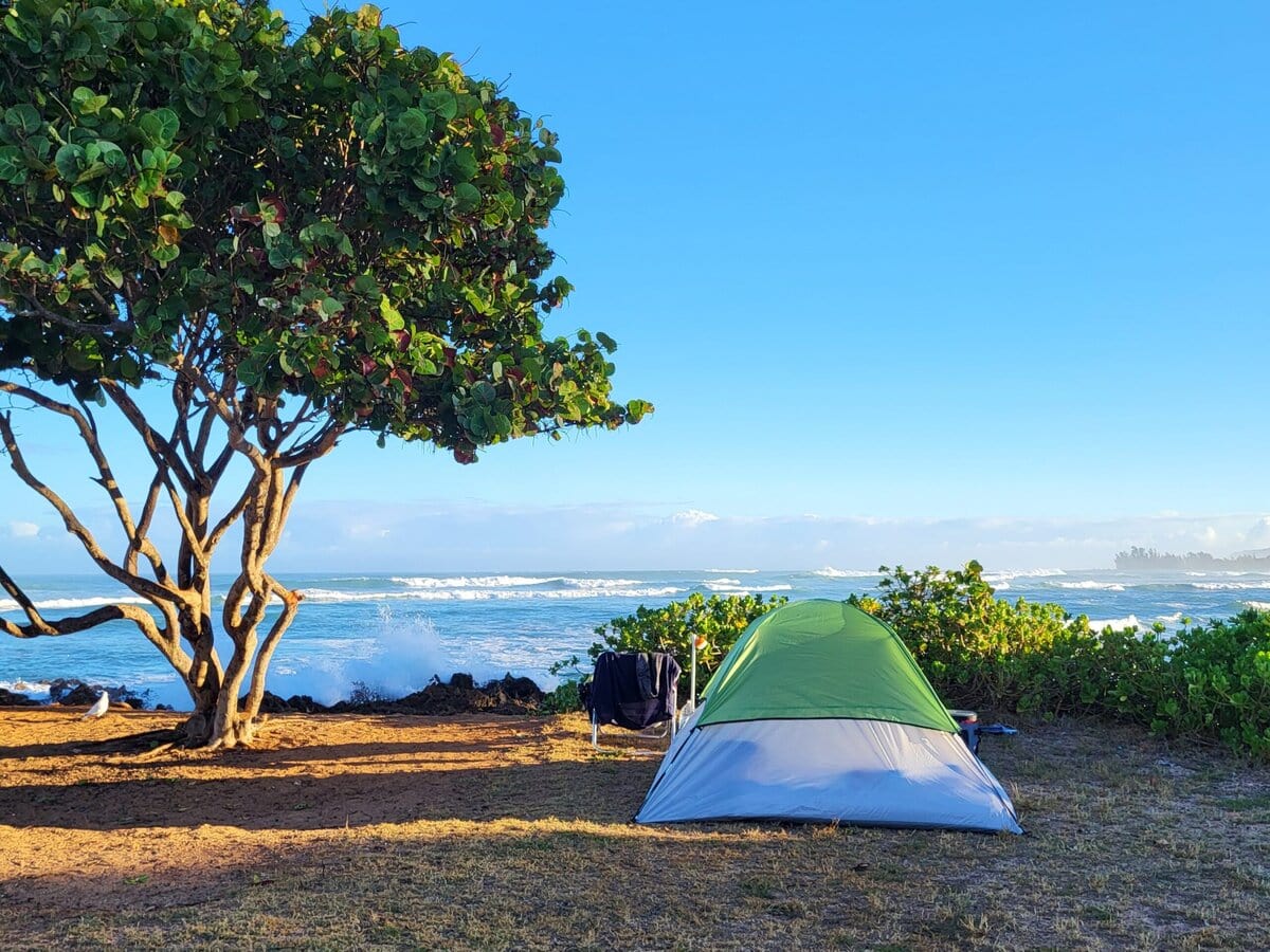 Camping auf Oahu am Meer