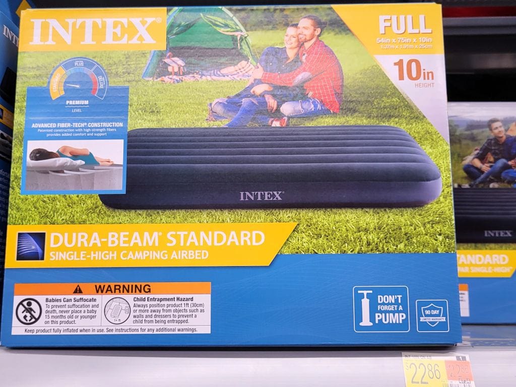 Camping-Luftmatratze bei Walmart auf Oahu