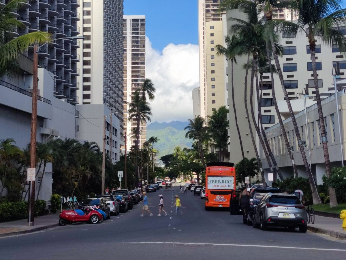 Straße in der Innenstadt von Honolulu, Oahu, Hawaii