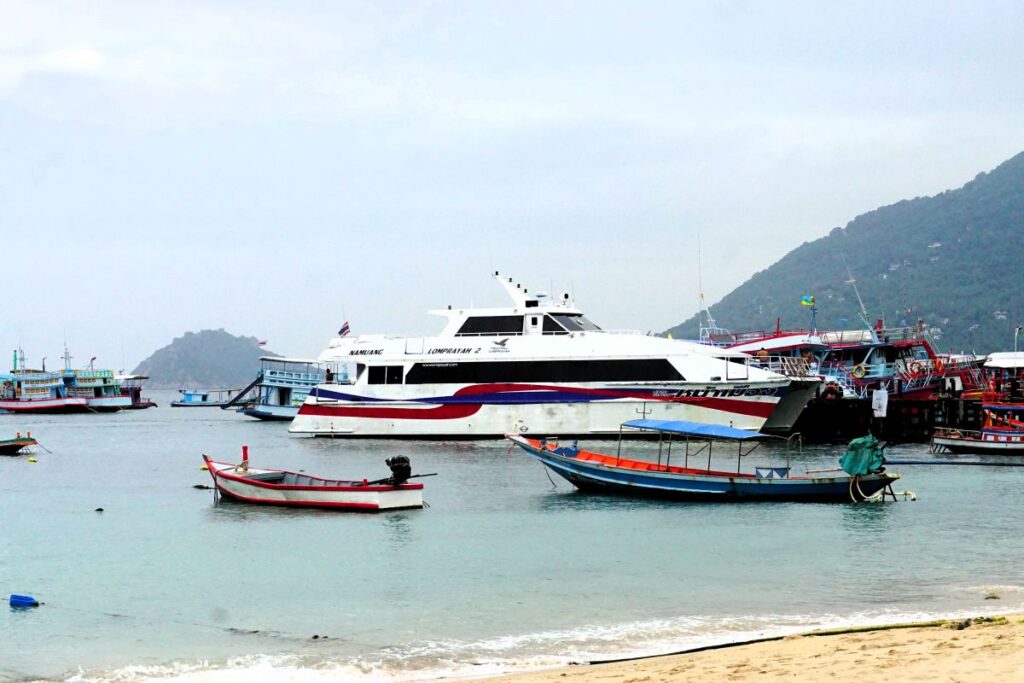 Fähre nach Koh Tao