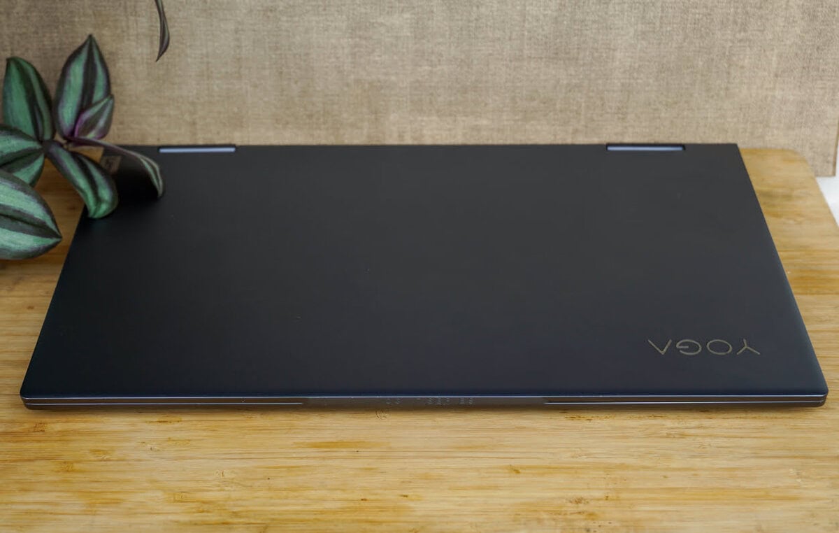 Guter Laptop für Reiseblogger und Content Creator auf Weltreise: Lenovo Yoga 7i
