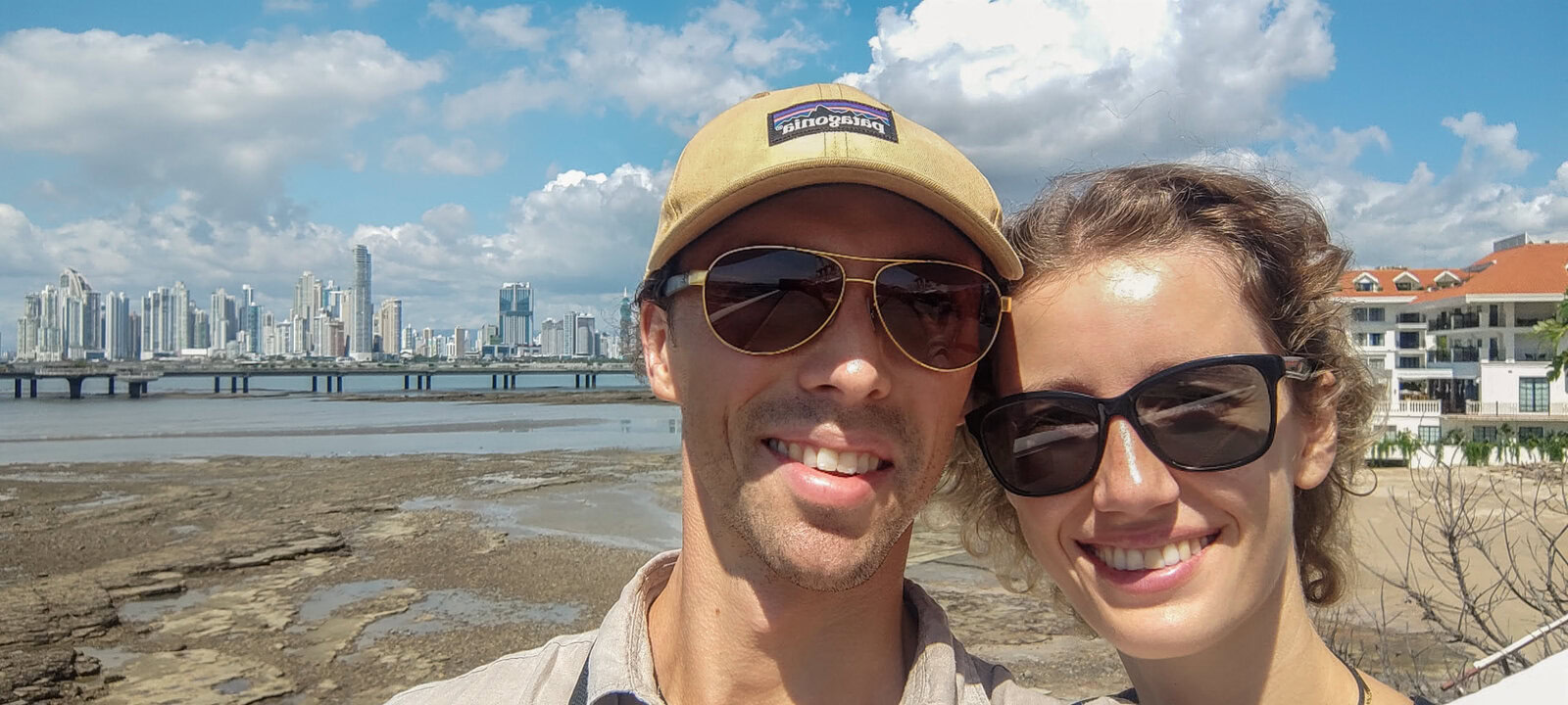 Theresa und Chris von Reisekröten, in der Altstadt von Panama City, dem Casco Viejo