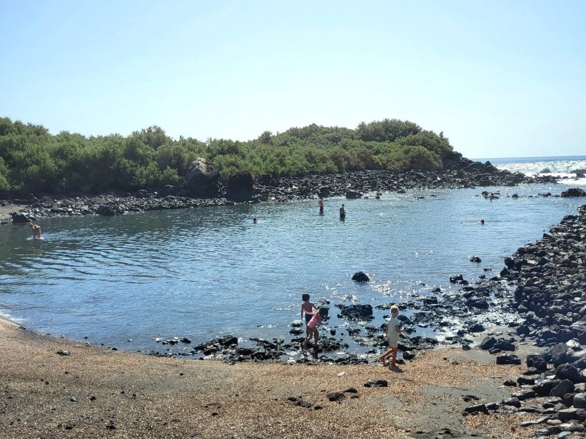Familien Strand für Kinder in Valle Gran Rey: Charco del Conde