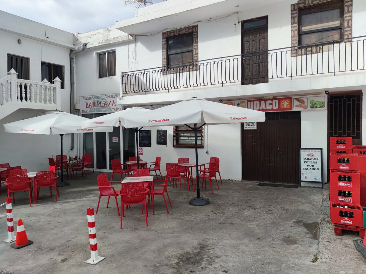 Bar Plaza in Alojera auf La Gomera
