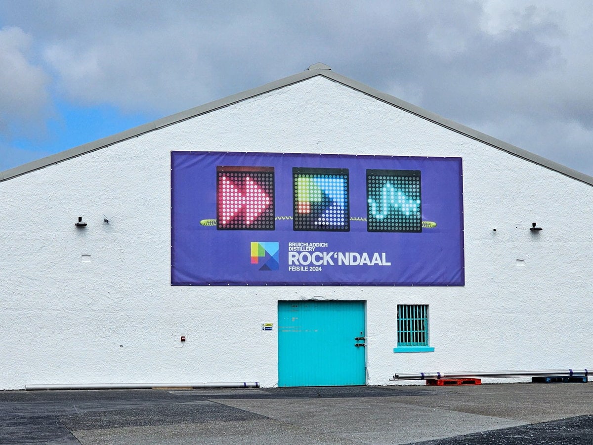 Bruichladdich setzt auf dominante Farben