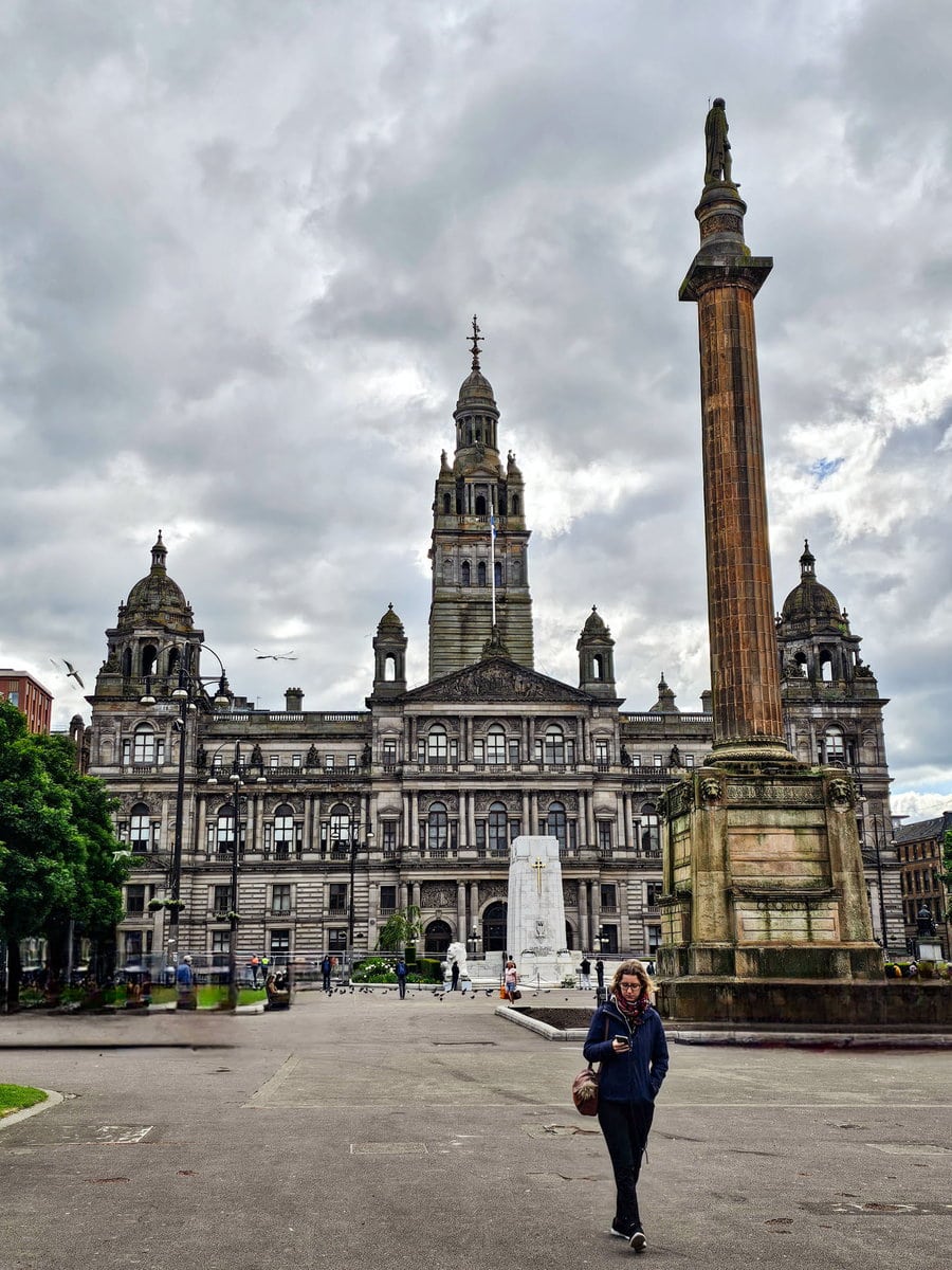 George Square in Glasgow: Ausgangspunkt für Walking Touren und Sehenswürdigkeit in Glasgow