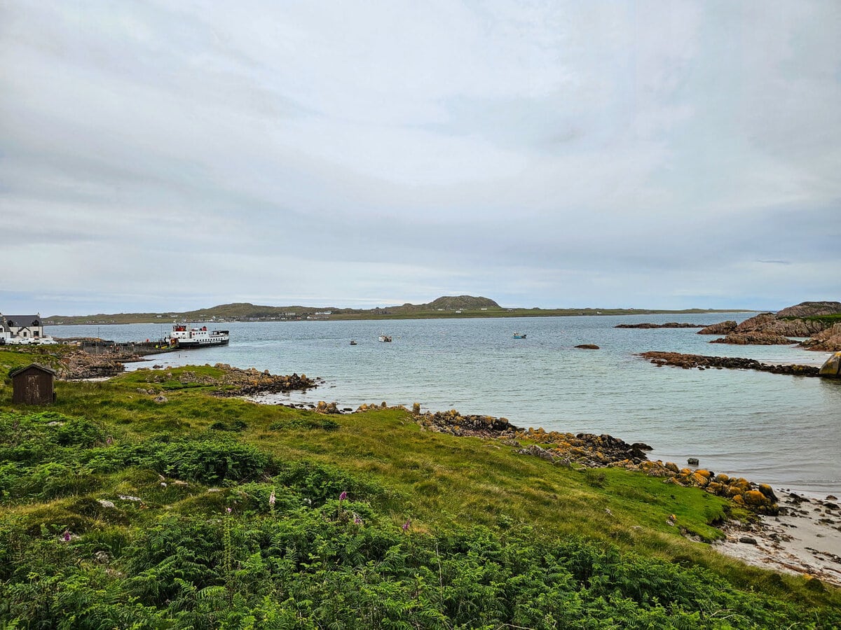 Fionnphort Strand und Bucht mit Blick auf Iona