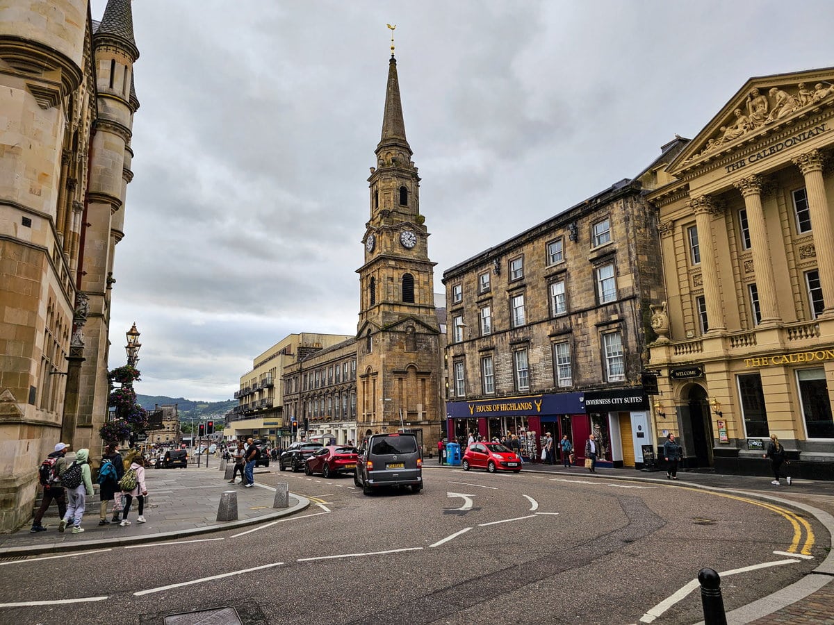 Innenstadt von Inverness: Einkaufen und Sehenswürdigkeiten