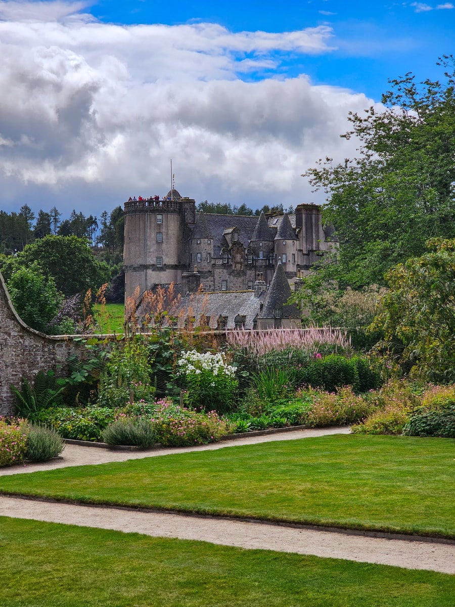 Walled Garden bei Castle Fraser in Schottland