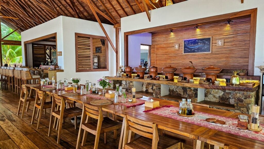 Restaurant im Saronde Island Resort