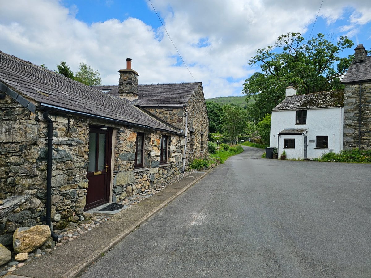 Dorf Seathwaite in der Nähe des Hardknott Pass im Lake District