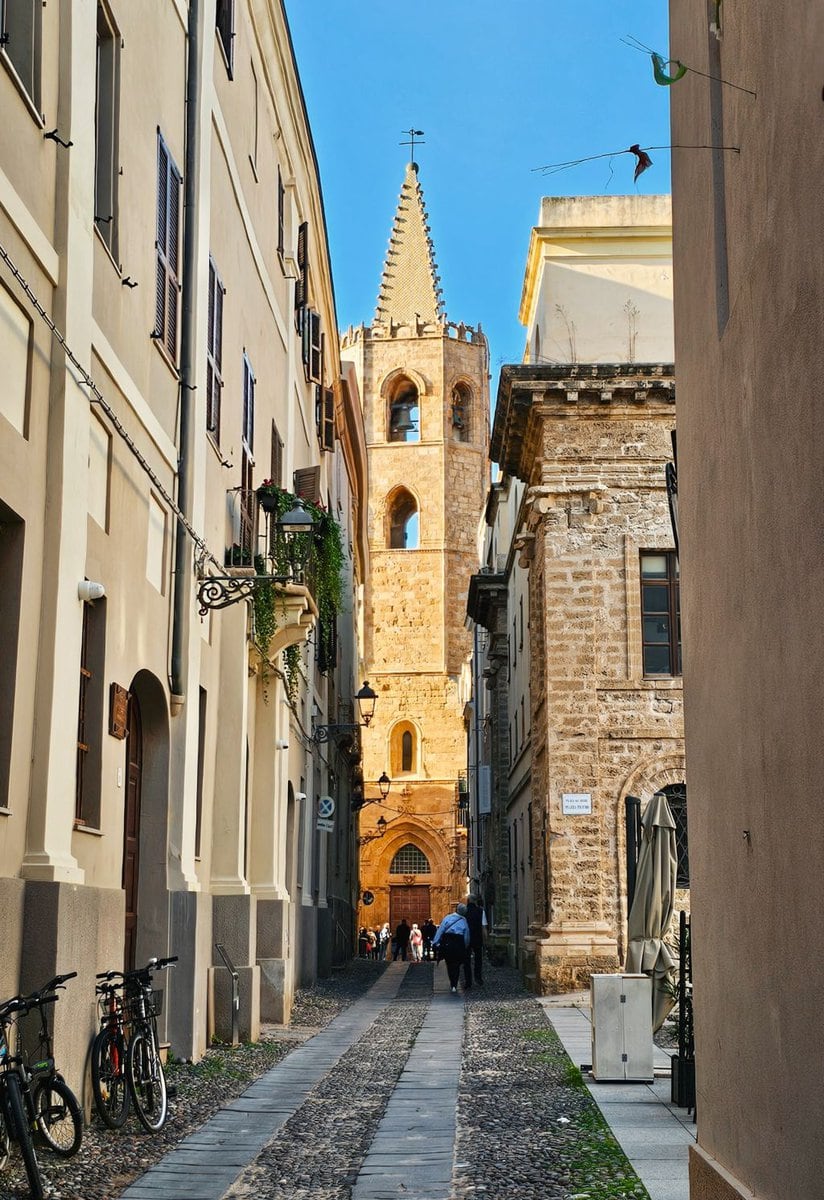 Die berühmte Kirche Cattedrale dell’ Immacolata Concezione in Alghero