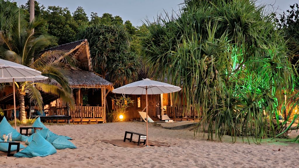 Lazy Days Bungalows am Relax Beach auf Koh Lanta