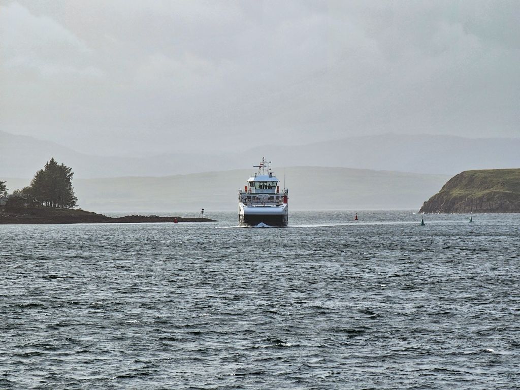 Die Bucht von Oban als Mündung des Loch Linnhe in den Atlantik