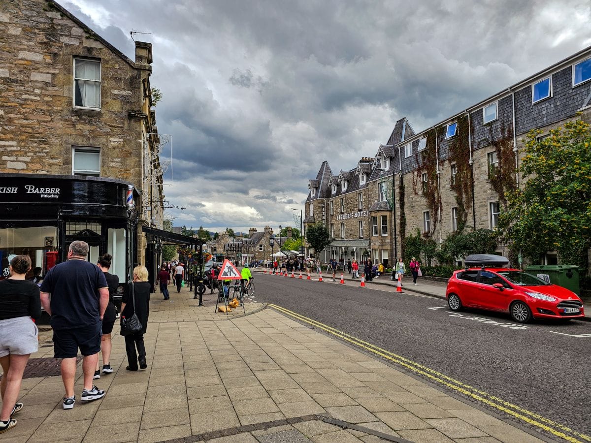 Innenstadt von Pitlochry, Schottland