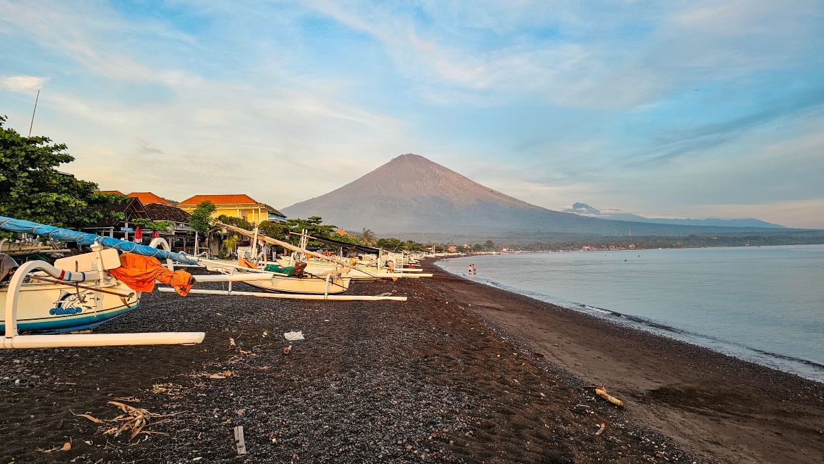 Die große Bucht von Amed auf Bali