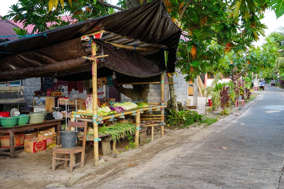 Obststand auf Bunaken, Sulawesi