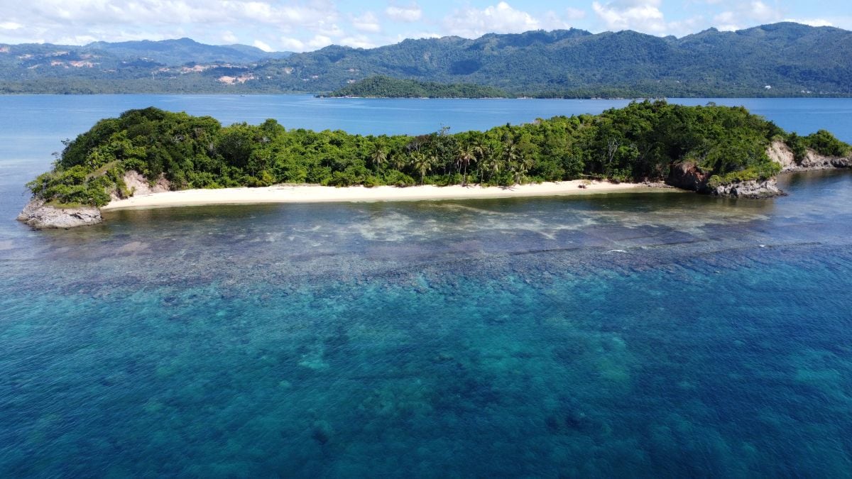 Pulau Bentenan bei Pulau Putih, Nord-Sulawesi