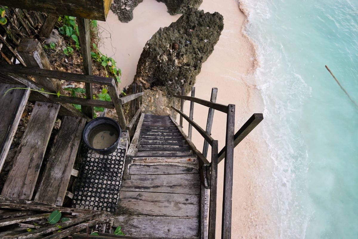 Weg zum Strand von unserer Unterkunft in Bira