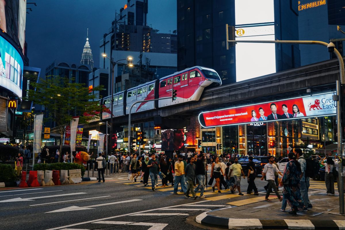 Die "Alle-gehen-Kreuzung" in Bukit Bintang in Kuala Lumpur