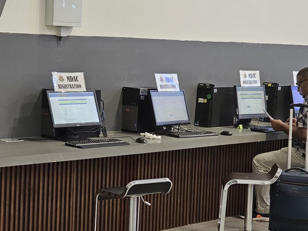 Computer am Flughafen Kuala Lumpur für MDAC