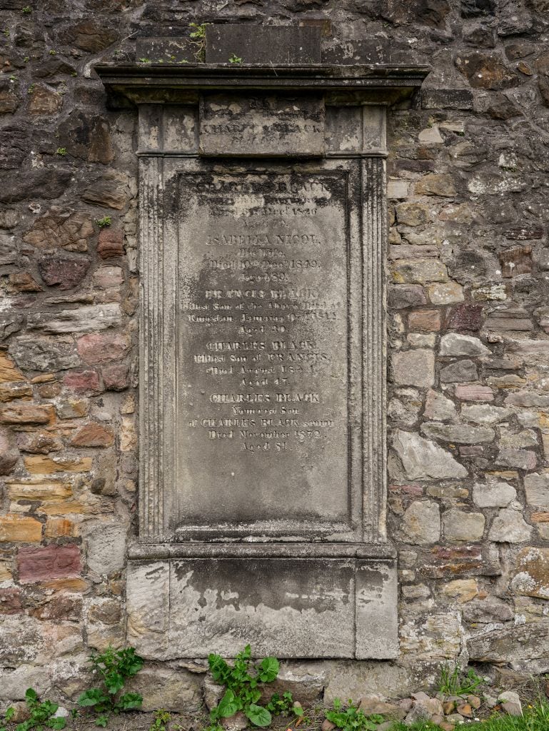 Grabstein der Familie Black auf dem Greyfriars Friedhof in Edinburgh