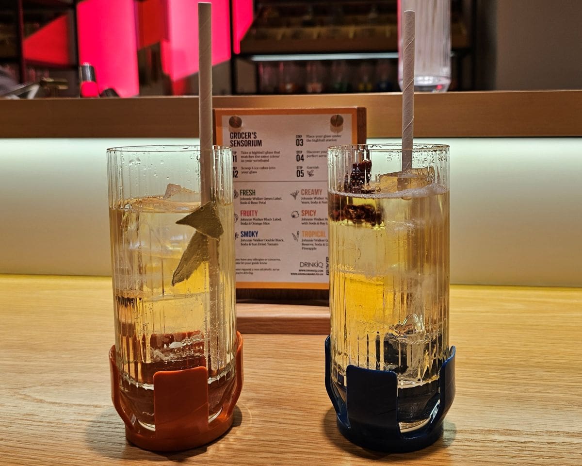 Whisky-Cocktails bei Johnnie Walker Princes Street in Edinburgh