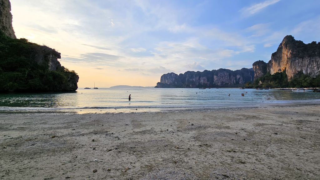 Sonnenuntergang am West Railay Beach