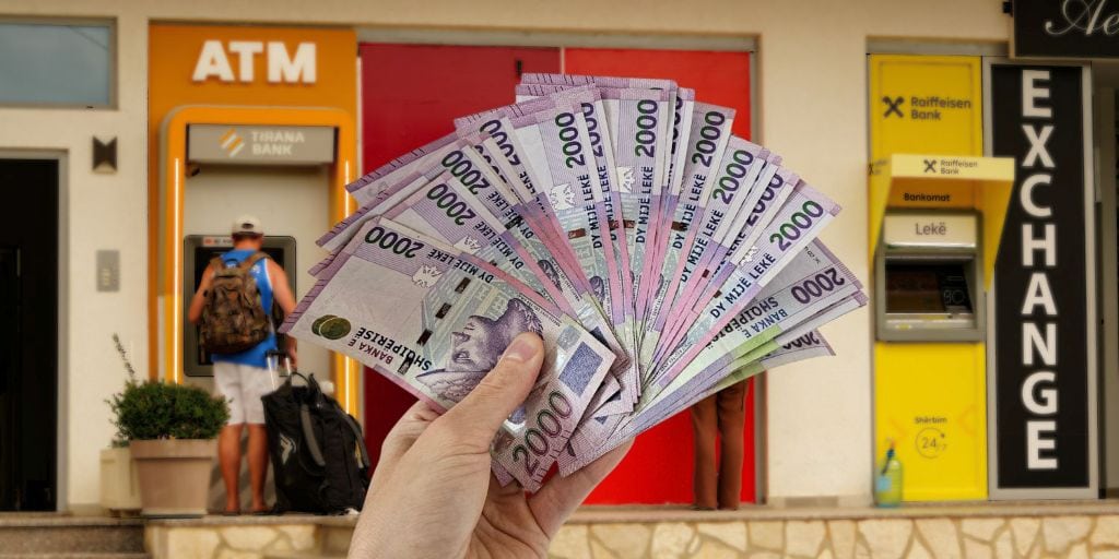 Bargeld in Albanien abheben