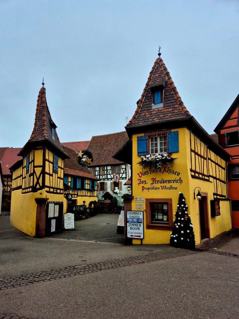 Winzerei in Eguisheim zur Adventszeit