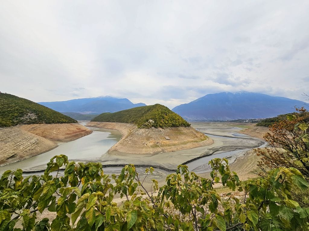 Die Region und Ort Kukes in Albanien