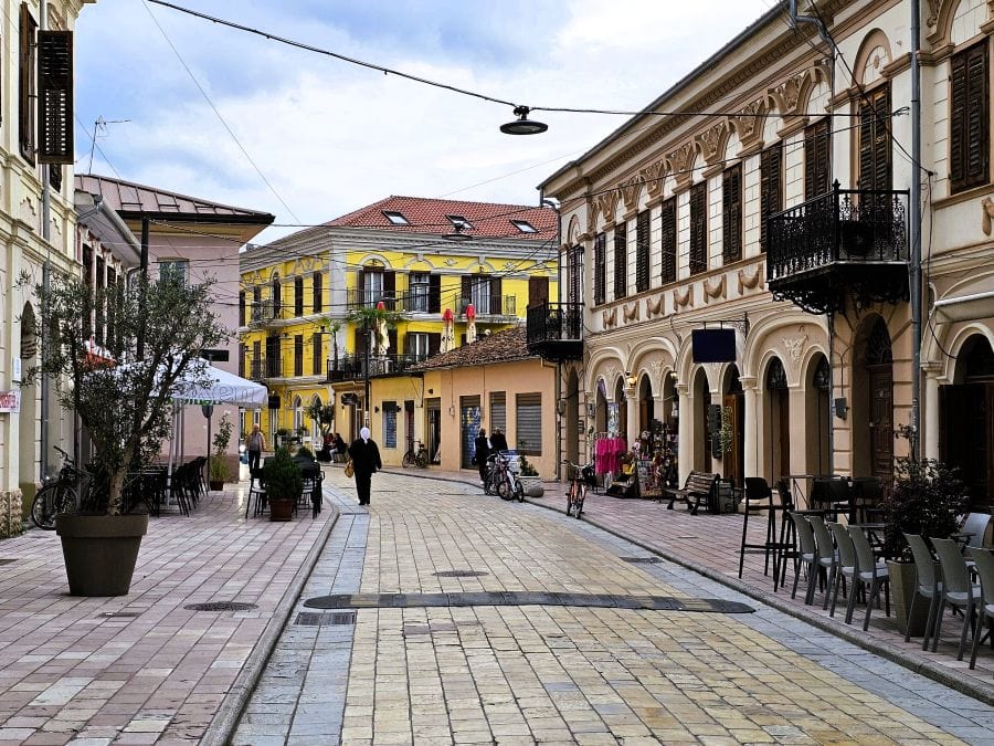 Die Stadt Shkodra in Albanien