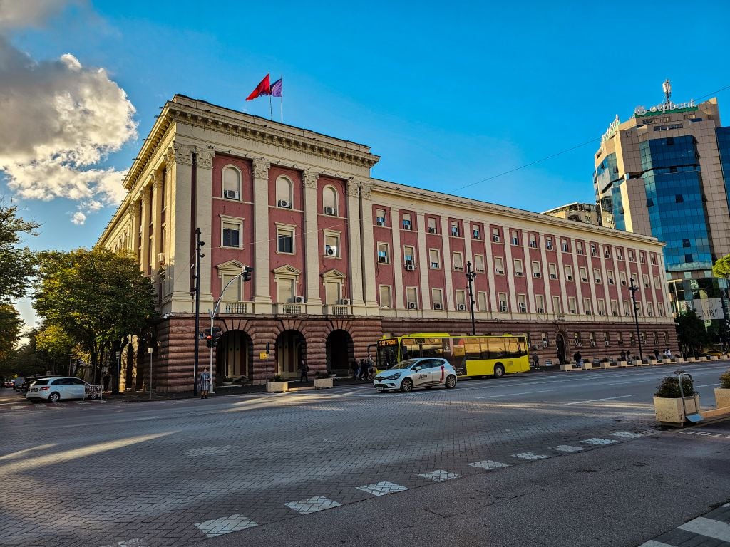 Regierungsgebäude in Tirana