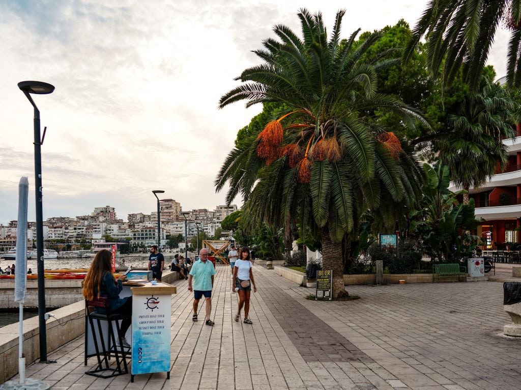 Stadt- und Strandpromenade von Saranda