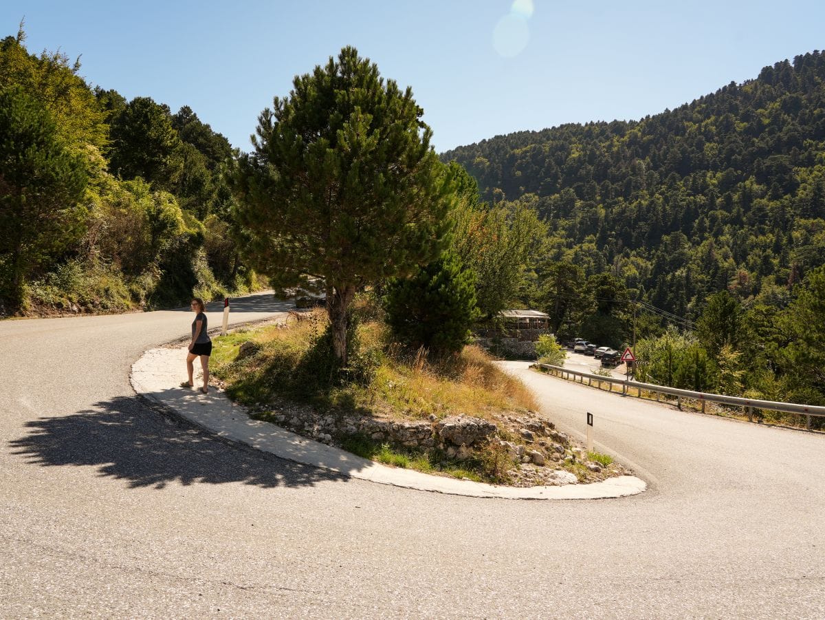 Serpentinen am Llogara Pass in Albanien