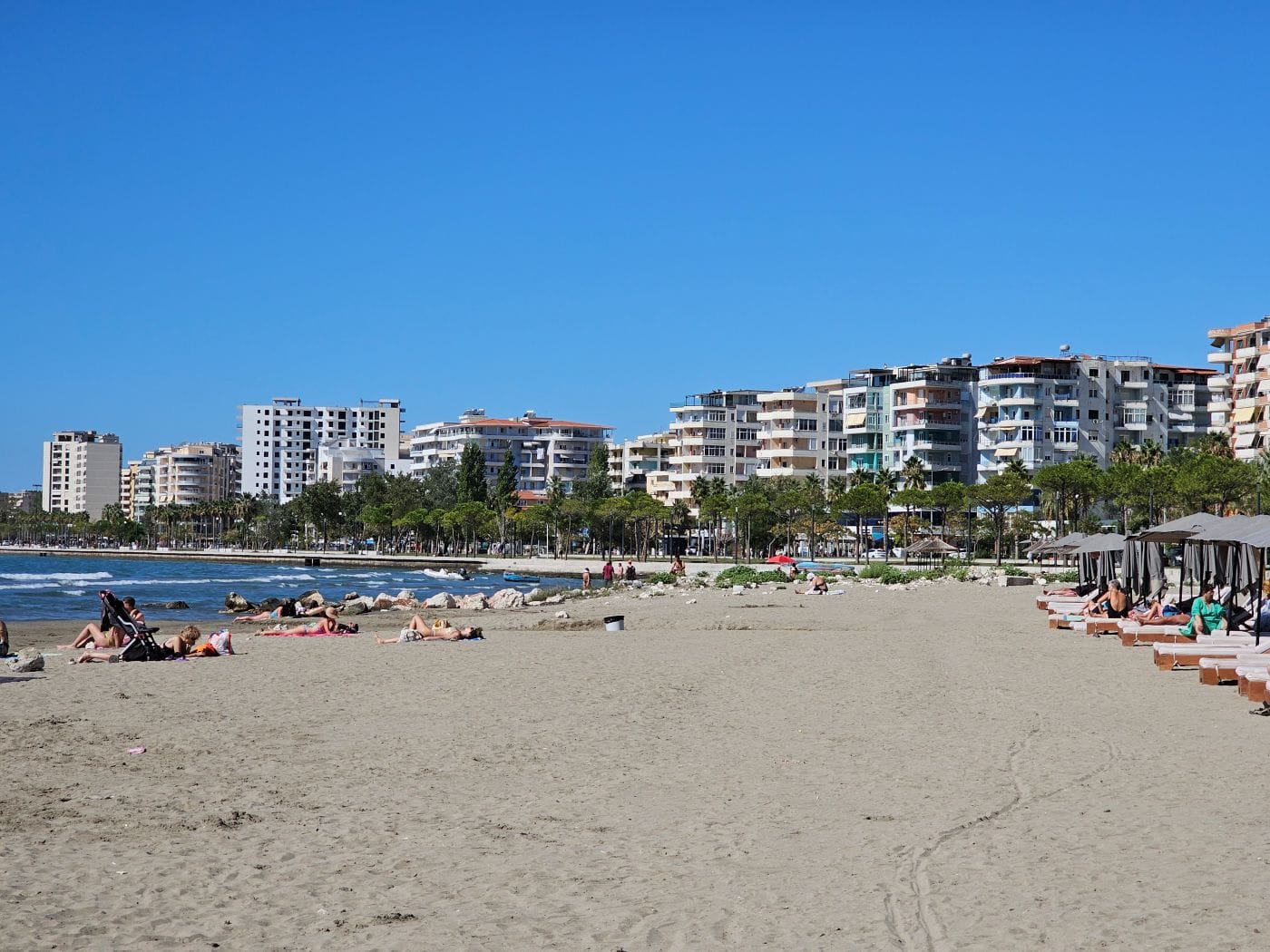 Stadtstrand von Vlora in Albanien