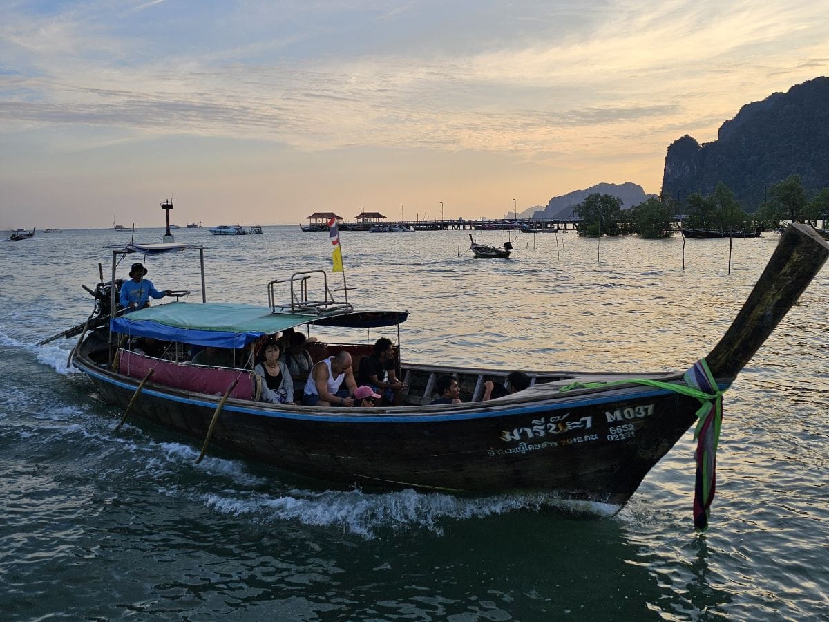 4 Islands tour auf Koh Lanta mit dem Longtailboot