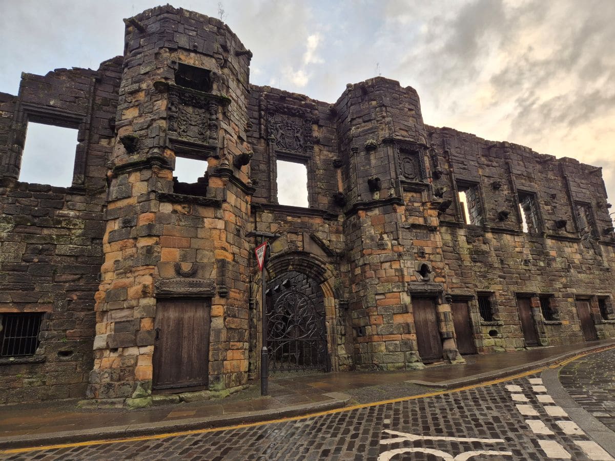 Mars Wark Fassade in Stirling