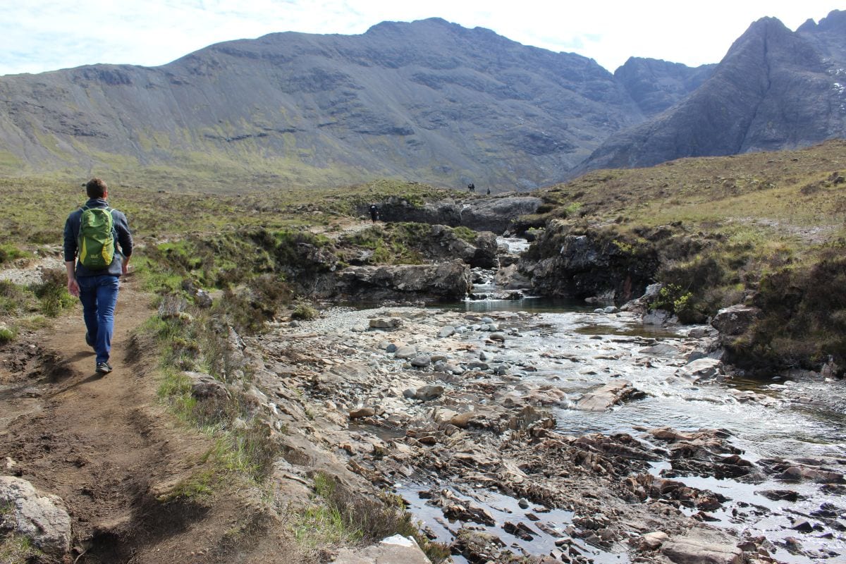 Wanderung entlang der Fairy Pools auf Skye
