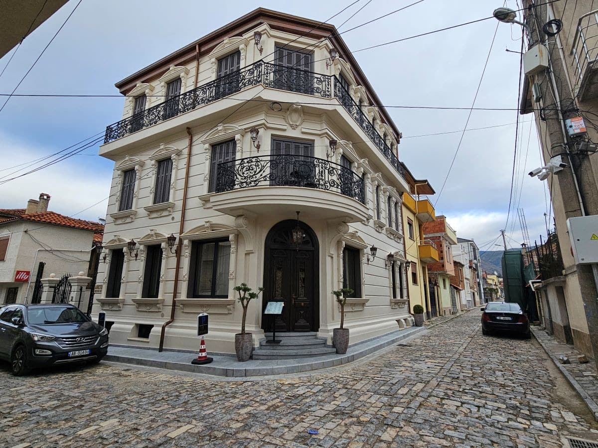 Das Arctic Hotel in Korca
